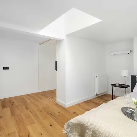 Apartment Stylish With A Mezzanine Near The Market Square By Renters *